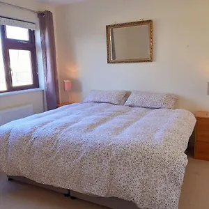  Bed & Breakfast Budget - Knocknacarra,