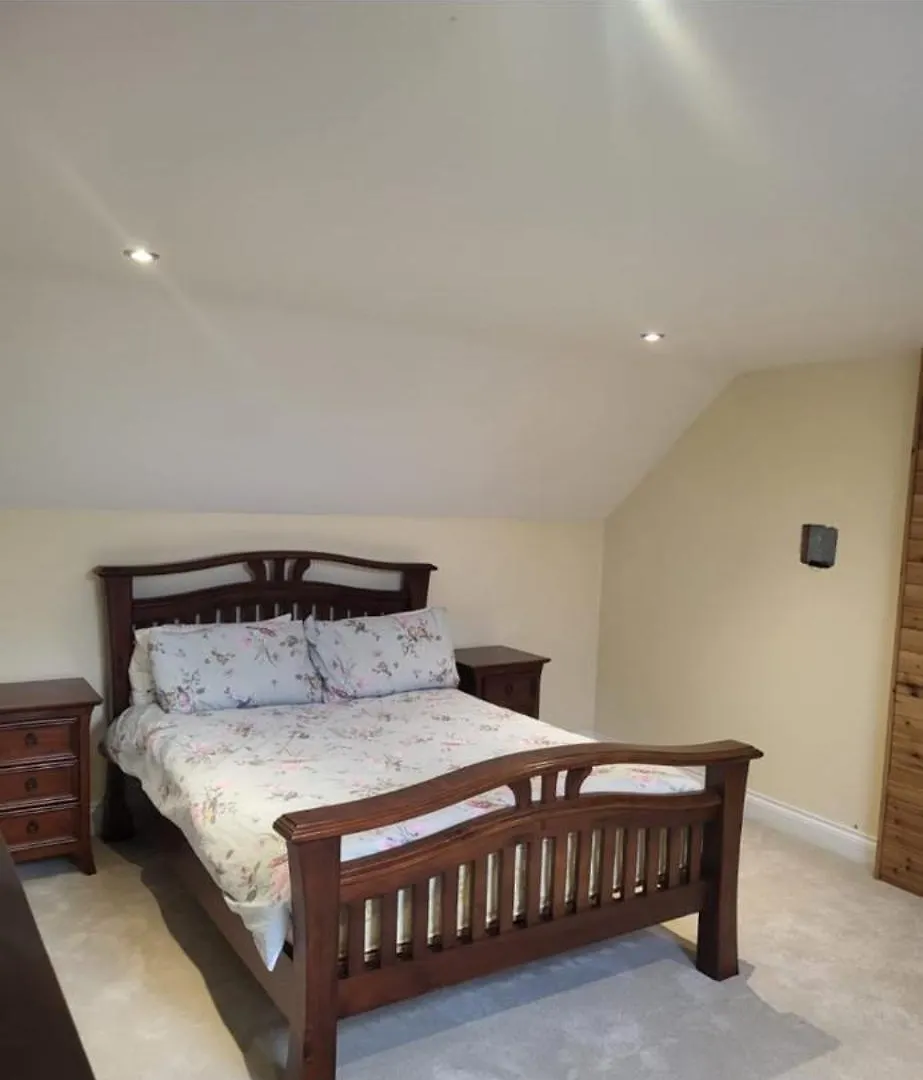 Corndulla Cottage House location